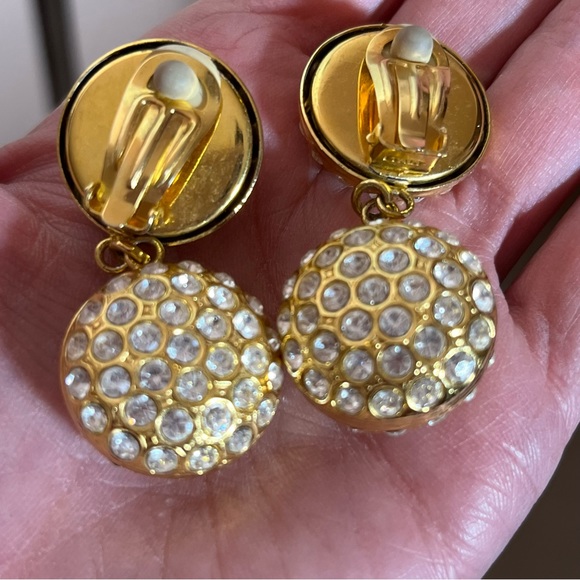 Vintage 80 90 Retro Gold Maximalism Rhinestone Oversized Clip Earrings - Picture 8 of 15